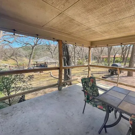 Cypress Creek Haus Vila